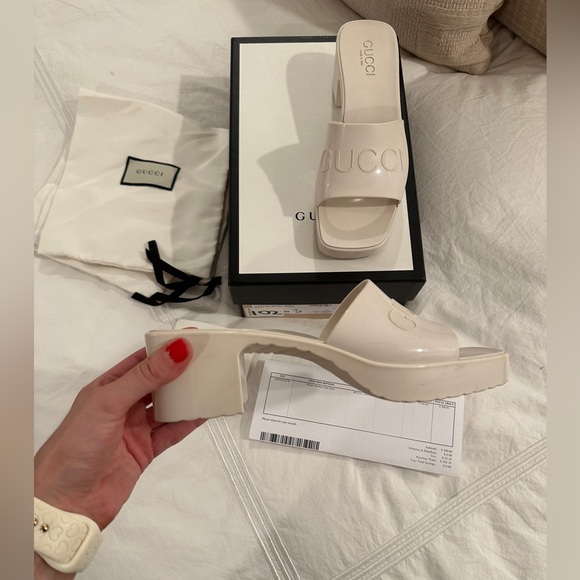 Authentic GUCCI rubber slides!!! - Picture 5 of 7